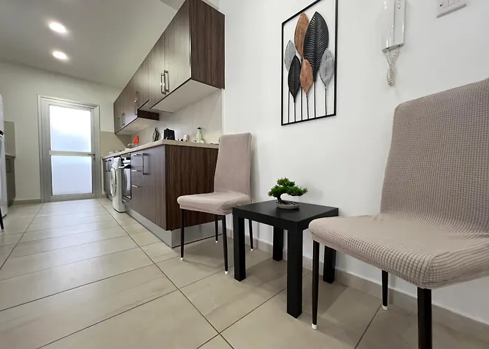 Apartamento Albert's Center 203b Larnaca