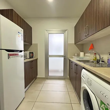 Albert's Center 203b Apartment *